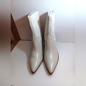 Vince Camuto Gilemini Faux Leather Stacked Heel Pullon Boots New 11M